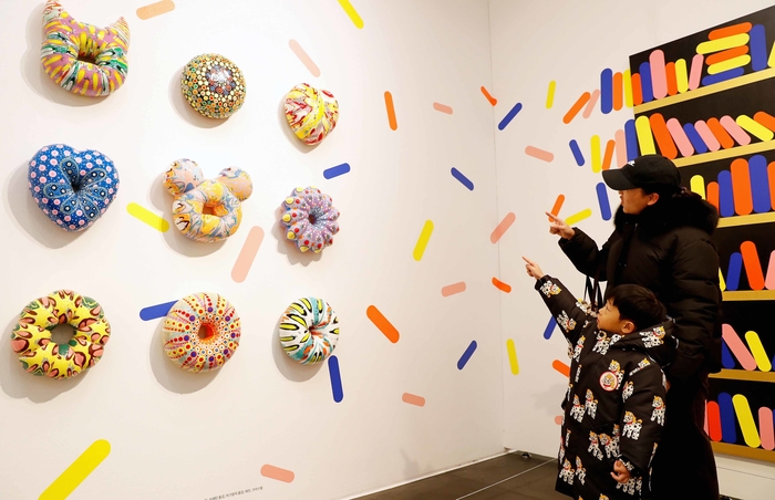 광주신세계갤러리 연말 전시 빵과 커피(가로1).jpg