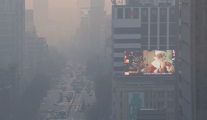비 그쳤는데 대기질 ‘나쁨’ 수준... 올겨울 중국발 ‘미세먼지’ 더 짙어진다