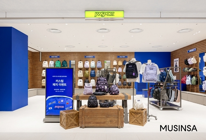 [무신사 사진자료] 잔스포츠 롯데백화점 노원점.jpg