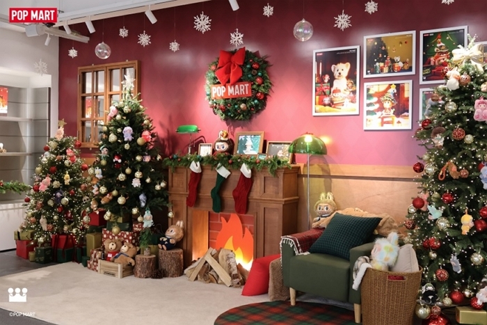 팝마트코리아 홍대 매장 행사 이미지.jpg