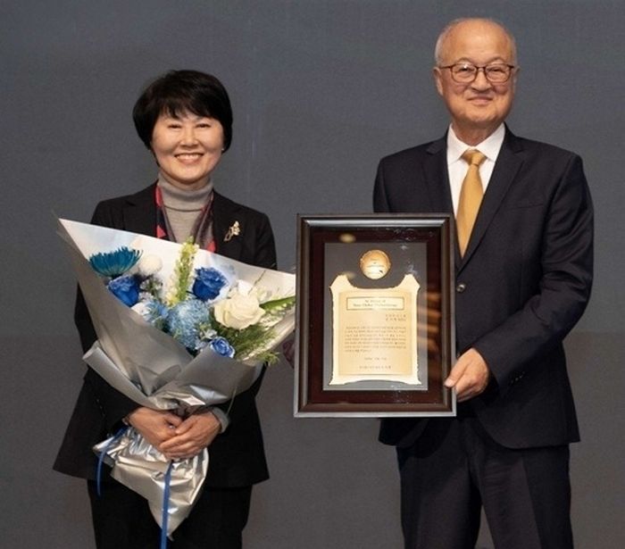 영원무역그룹, ‘누적 1억 달러’ 기부로 월드비전 감사패 수상...  “멈추지 않는 선한 영향력”