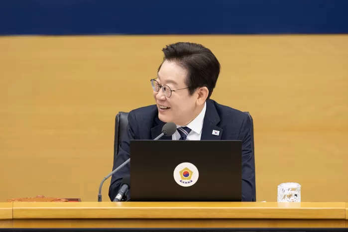 이재명 대통령, '세계선수권 은메달' 우상혁에 축하메시지... “매우 ...