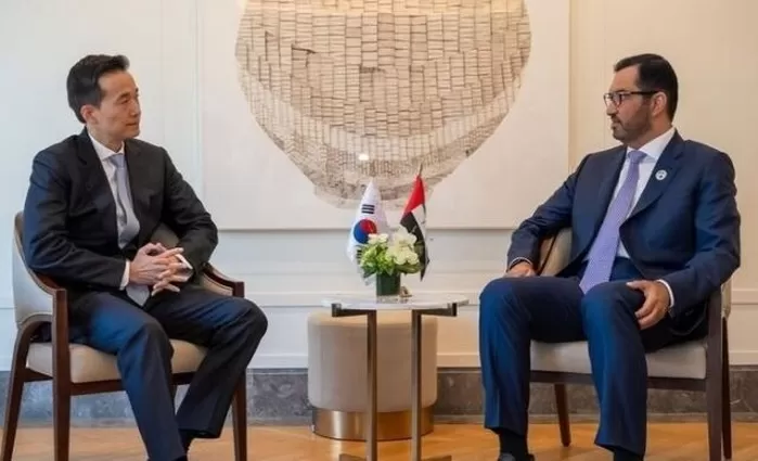 ▲김동관 한화그룹 부회장이 지난 18일 서울 소공동 롯데호텔에서 술탄 알 자베르 아랍에미리트(UAE) 산업첨단기술부 장관 겸 국영석유회사 아부다비국영석유회사(애드녹) 최고경영...