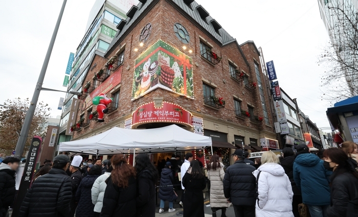 origin_크리스마스앞두고성심당인파.jpg