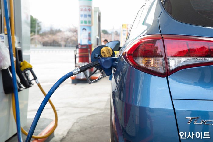 서울은 1796원, 대구는 1706원... 휘발유·경유값 3주 연속 하락세
