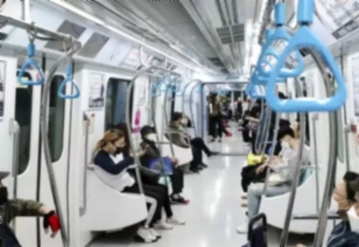 퇴근길, 지하철서 쓰러진 남성... 3년차 간호사가 CPR로 구했다