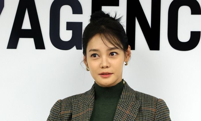 안현모, 갑작스레 떠난 김영대 평론가 추모 “편견 없는 마음지닌 존경스런 친구”