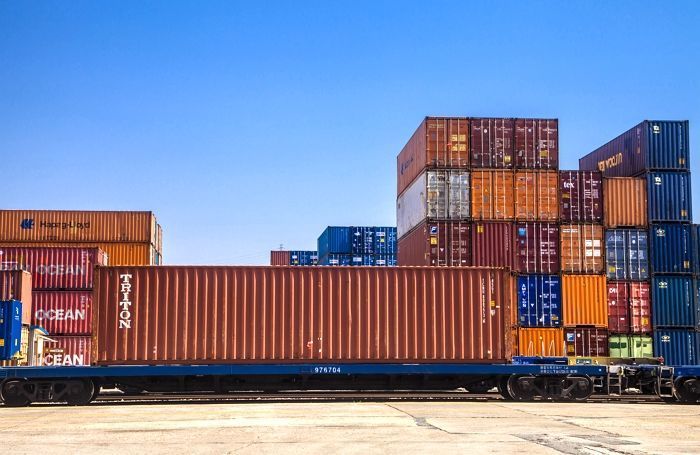 한국 수출액, 사상 최초로 7000억달러 돌파... 세계 6번째