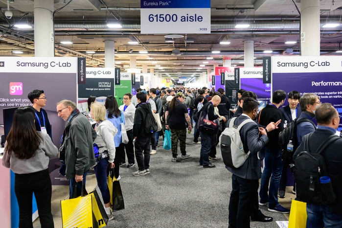 (사진5) CES 2025 삼성전자 C랩 전시관 (1).jpg