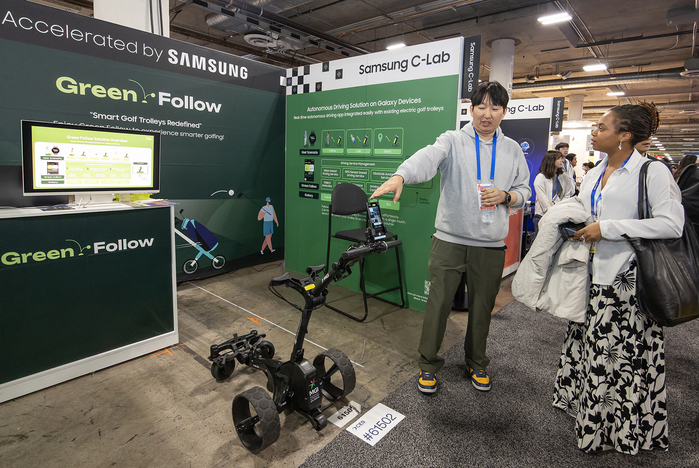 (사진7) CES 2025 삼성전자 C랩 전시관.jpg