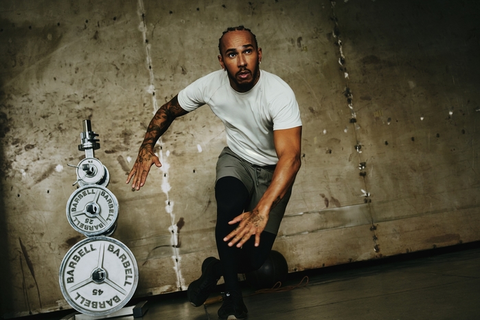 [사진자료] 룰루레몬, 루이스 해밀턴·아모띠와 함께한 트레인 컬렉션 출시 (4).jpg