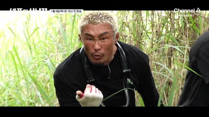 추성훈, 맨손 사냥→상어 대치까지... 야생 생존 예능 ‘셰프와 사냥꾼’ 화제