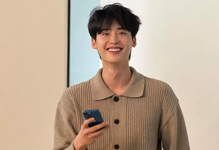 Instagram 'jongsuk0206'