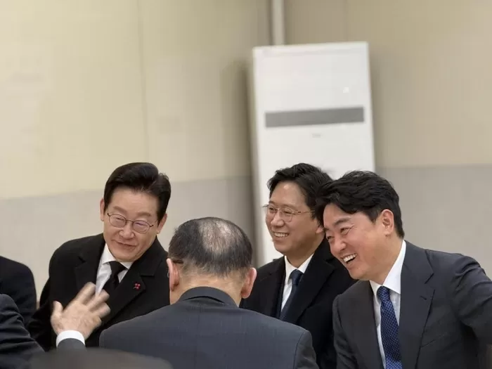 사진=강훈식 비서실장 페이스북