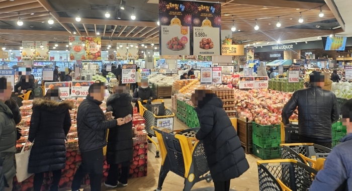 이마트 고래잇페스타 오픈런 사진.jpg