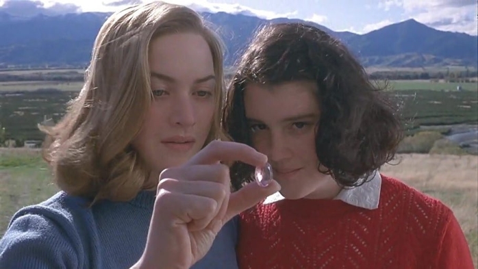 영화 '헤븐리 크리처스'