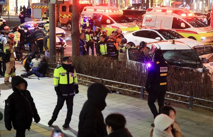 ‘1명 사망’ 종각역 3중 추돌 70대 택시기사 긴급체포... ‘모르핀’ 양성