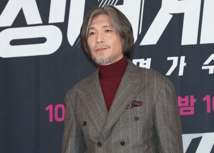 임재범, 가요계 은퇴 선언... “40주년 공연 끝으로 무대 떠난다”