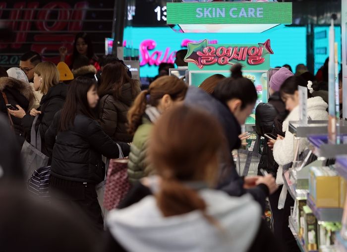 BBC “K-뷰티, 프랑스 제치고 세계 2위 도약... 혁신과 속도로 글로벌 시장 재편”