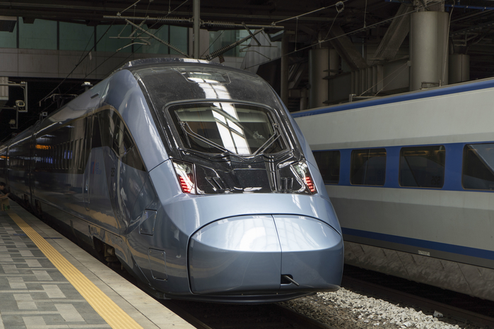 2세대 KTX-이음(EMU-260) (1).jpg