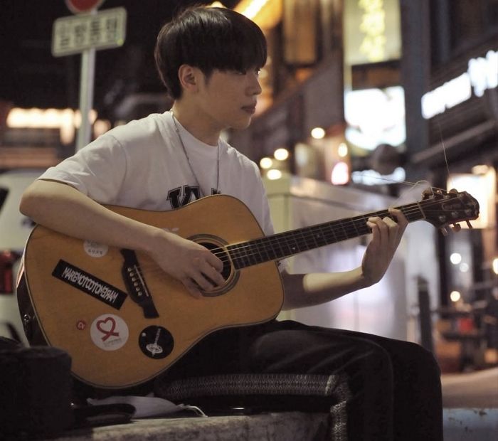 가수 진데님, 29세에 추락사 비보... “양극성정동장애·조현 증상 악화”