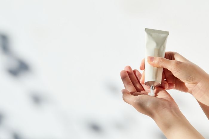 겨울철 푸석한 손에 보습+향 가득!... 실패 없는 록시땅 핸드크림 ‘베스트 3’