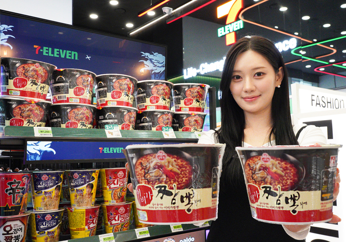 7-11) 이비가짬뽕라면_01.jpg