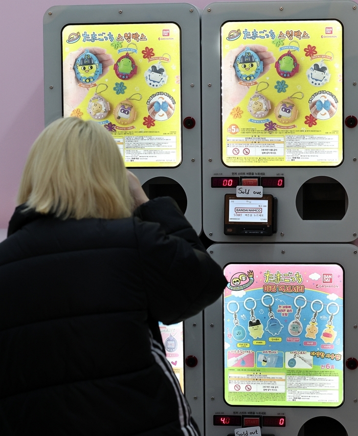 origin_노스텔지어자극하는다마고치뽑기.jpg