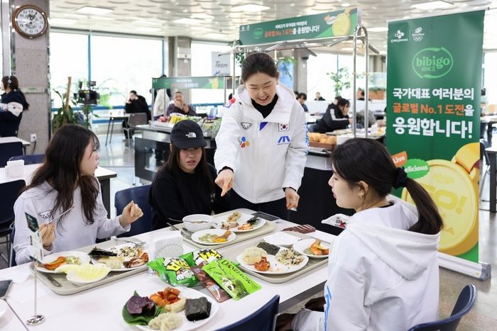 “한식 먹고 힘내길”... 올림픽 앞둔 ‘팀 코리아’에 푸짐한 K-푸드 특식 차려준 대기업