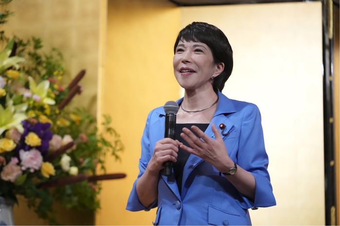 대만서 인기 폭발한 日 다카이치 총리... ‘초콜릿’까지 나왔다