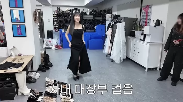 쯔양, 햄버거 20개 먹어도 44kg라더니..노출 드레스로 뽐낸 뼈말라 …