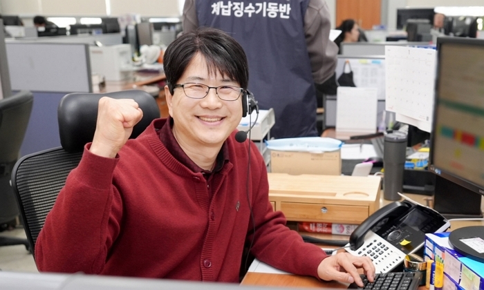 수원시 징수과 체납추적팀 신용철 주무관 / 수원시