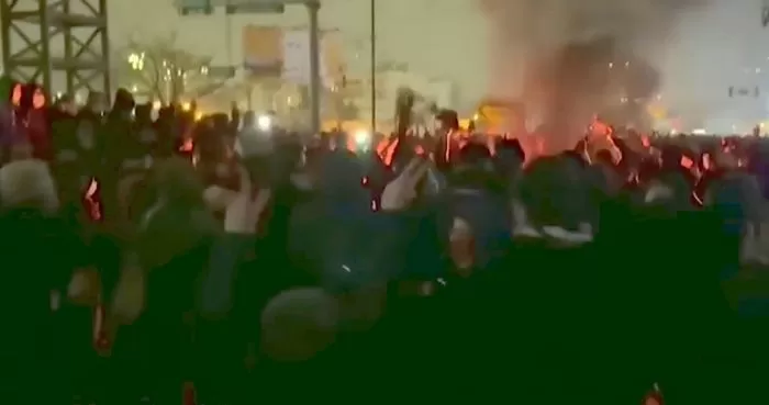 이란 시위 / 영국 가디언 유튜브