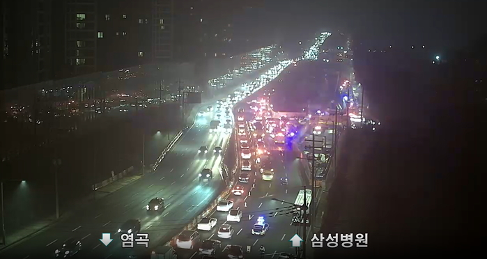 강남 구룡마을서 새벽 화재 발생... 양재대로 일부 통제 중