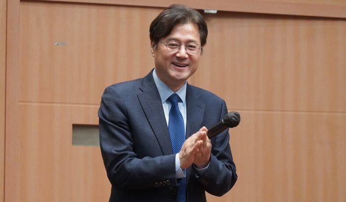 청와대, 신임 정무수석에 홍익표 전 더불어민주당 원내대표 임명