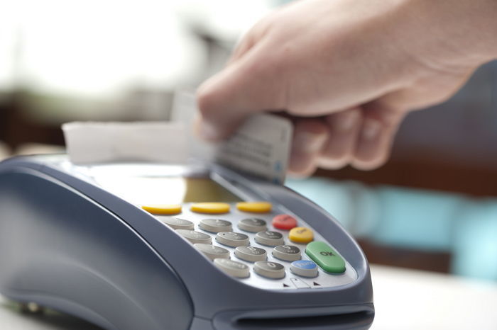 “점심값인데 왜?”... 친언니 가게서 법카로 매일 2만원씩 쓰다 결국 뺏긴 직장인