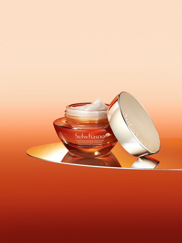 [보도사진] 설화수 자음생크림 연출 이미지_260120.jpg