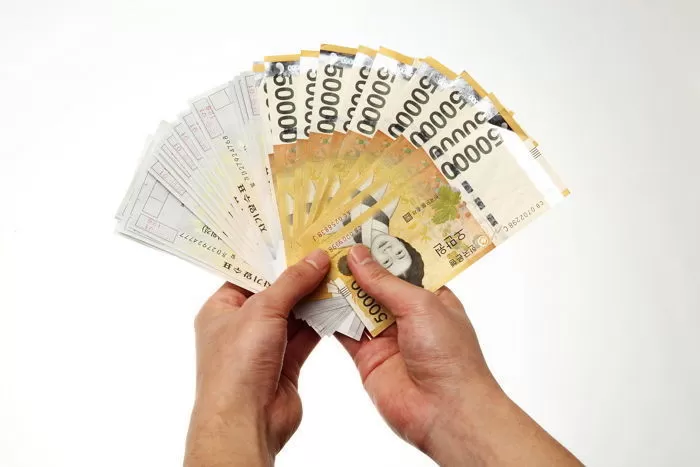 오늘(27일) 지나면 가입 못한다... '최고금리 연 15%' 주는 이 적금