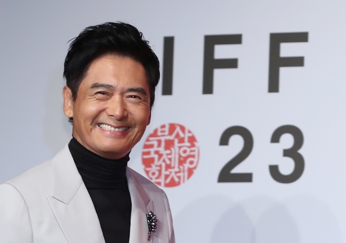 ‘70세’ 주윤발, 동년배 배우들과 10km 마라톤 ‘완주’