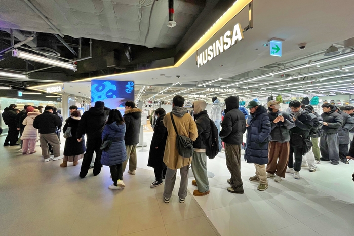 무신사, 백화점 첫 진출... 롯데百 잠실점에 오프라인 스토어 열었다