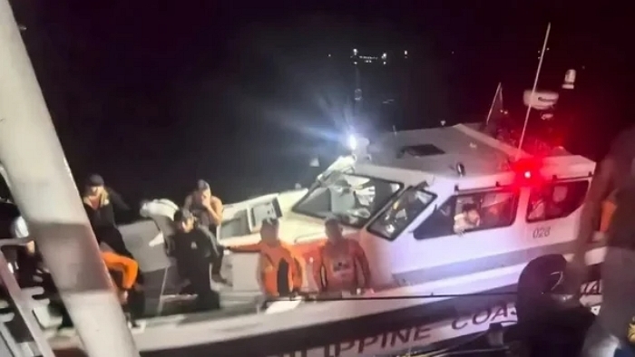 필리핀서 359명 탑승 여객선 침몰... 18명 사망·24명 실종