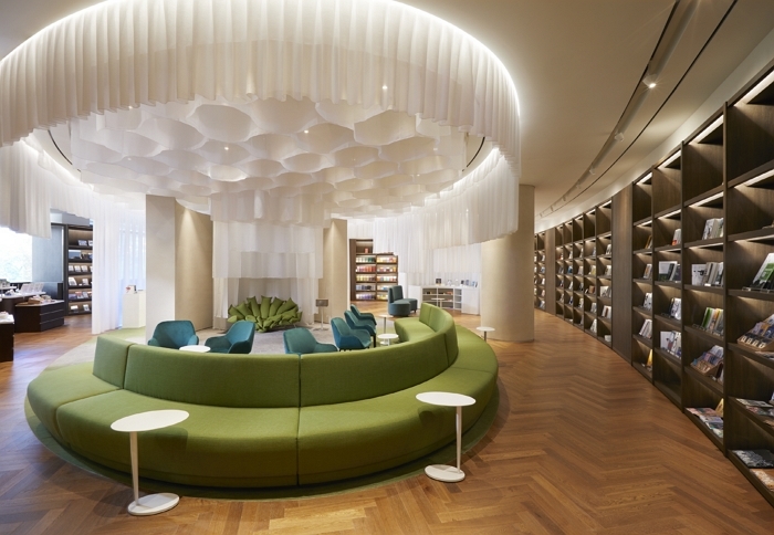 사진 2_라한셀렉트 경주 내 라이프스타일 북스토어&카페 '경주산책' 전경.jpg