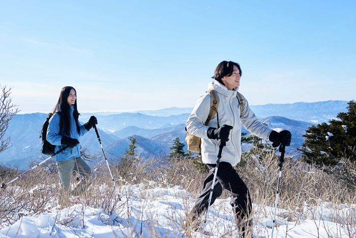 혹한기 속 빛난 아웃도어 기술력... 다이나핏·블랙야크 프리미엄 다운자켓 흥행 가속도
