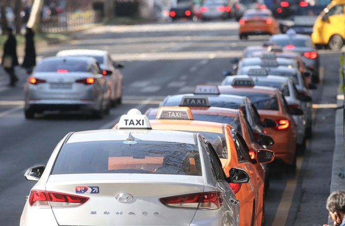 “눈 온다고 1만원 거리를 5만원에”... 외국인 K팝팬 대상 ‘바가지 택시’ 논란