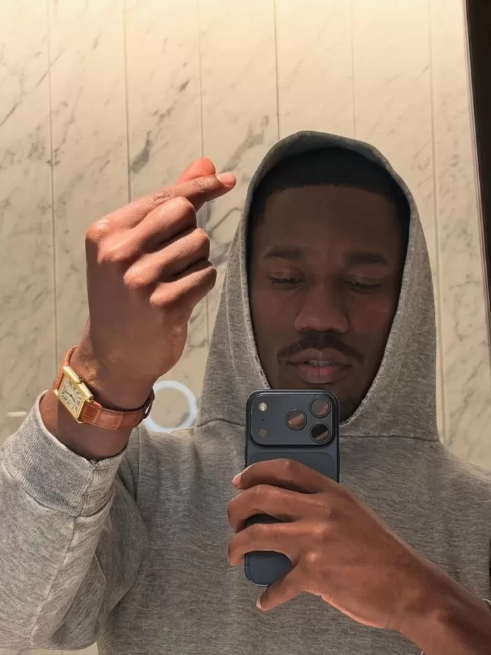 “누가 두부김치 좀 줘라”... 내한 와서 ‘장수막걸리’ 퍼포먼스 한 ‘R&B 황제’ 기브온