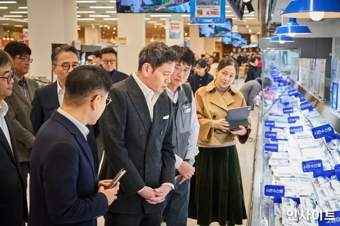 신세계그룹 정용진 회장, 현장경영 모습 / 사진제공=신세계그룹