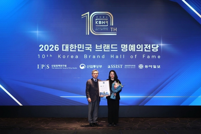 [사진자료 1] 카스, 2026 ‘대한민국 브랜드 명예의 전당’ 7년 연속 1위 선정.jpg