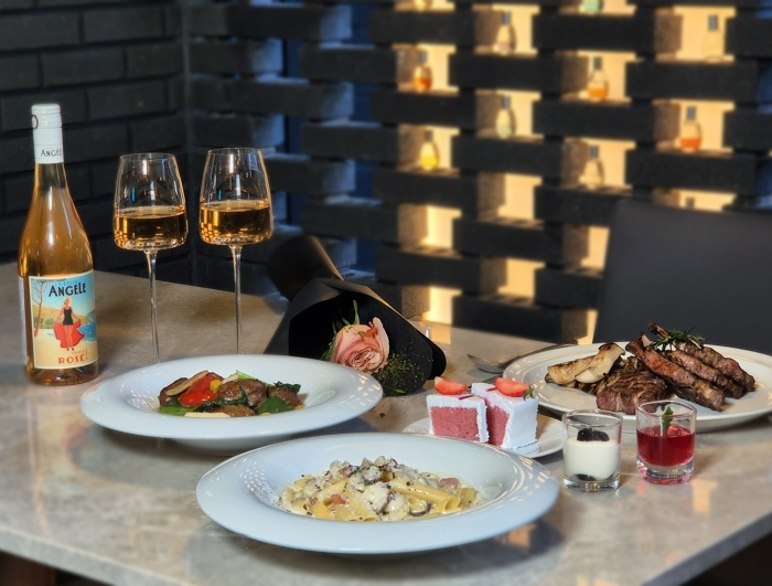 글래드 호텔, 밸런타인·화이트데이 한정 ‘레드 홀리데이 스테이’ 출시... 11만원대부터 실속 호캉스