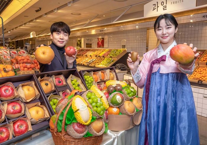 설 앞두고 현대百에 등장한 ‘프리미엄’ 과일세트... 품목만 무려 100여 가지