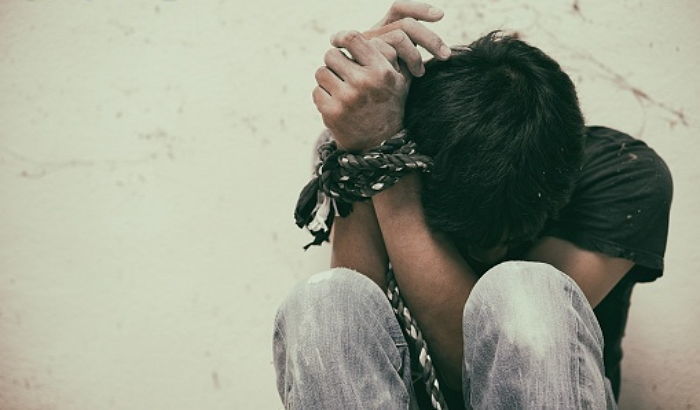 중국 보이스피싱 조직에 감금당한 남성의 카톡 하나로 '이틀' 만에 구출 성공한 경찰